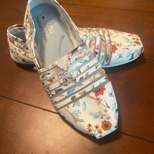 Bobs. Scetchers  shoes